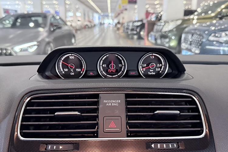 Used Volkswagen Scirocco 2015 2.0 TSI Luxury Edition Audio And AC Panel