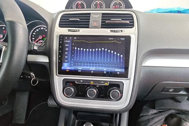 Used Volkswagen Scirocco 2015 1.4TSI Fashion Edition Audio And AC Panel