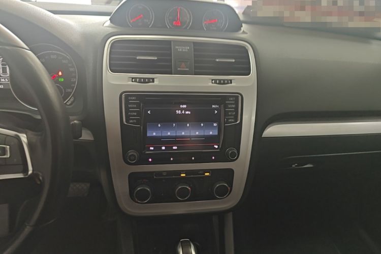 Used Volkswagen Scirocco 2015 1.4TSI Comfort Edition Audio And AC Panel