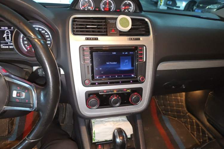 Used Volkswagen Scirocco 2015 1.4TSI Comfort Edition Audio And AC Panel