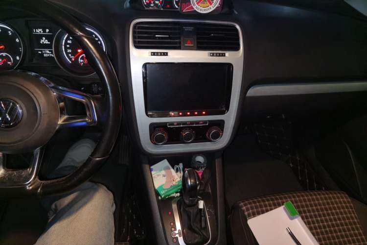 Used Volkswagen Scirocco 2015 1.4TSI Fashion Edition Audio And AC Panel