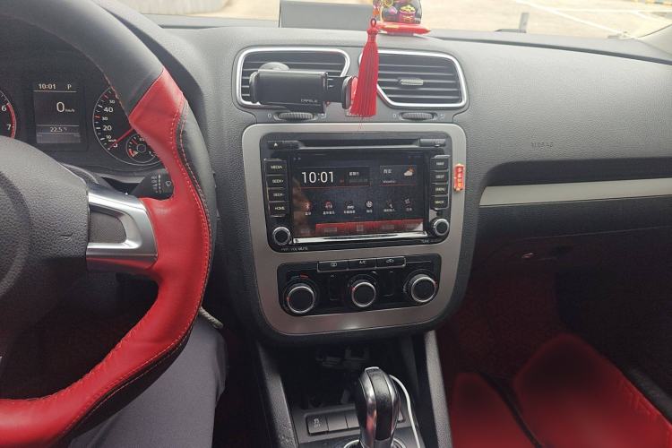 Used Volkswagen Scirocco 2015 1.4TSI Fashion Edition Audio And AC Panel