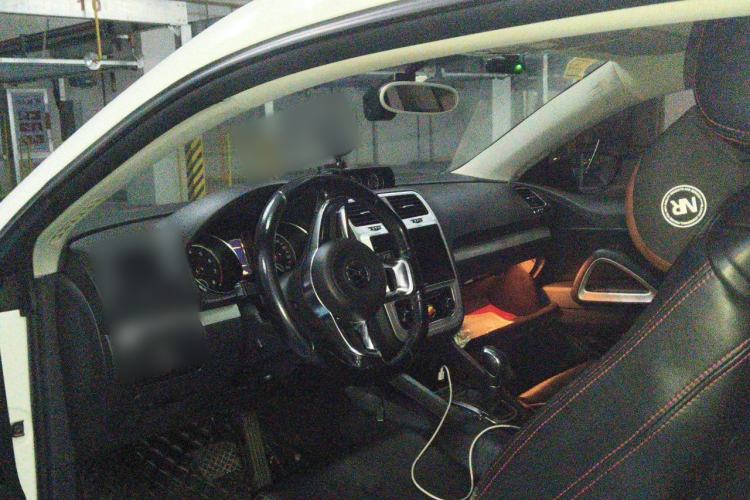 Used Volkswagen Scirocco 2015 1.4TSI Fashion Edition Center Console
