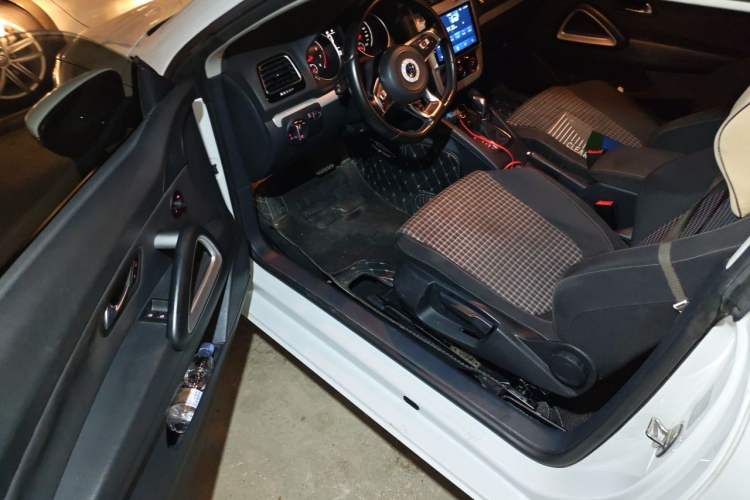 Used Volkswagen Scirocco 2015 1.4TSI Comfort Edition Driver Seat