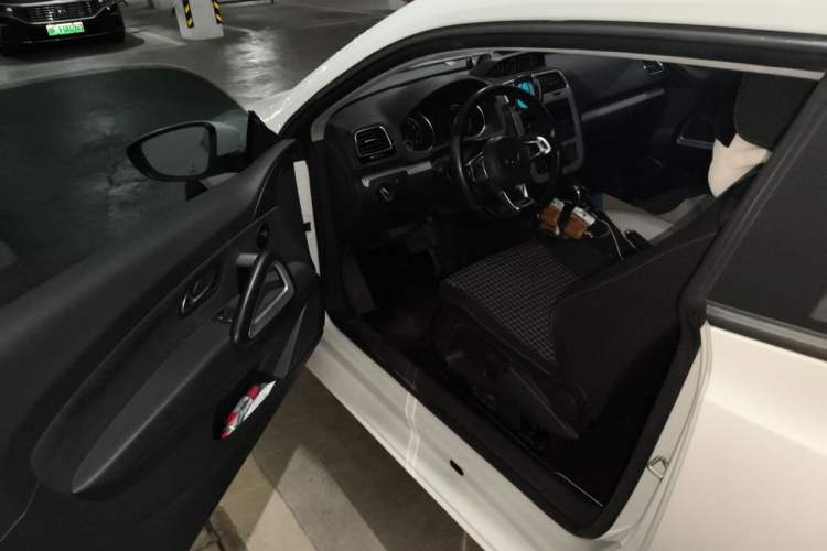 Used Volkswagen Scirocco 2015 1.4TSI Fashion Edition Driver Seat
