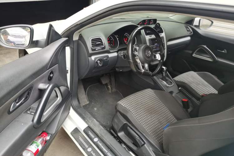 Used Volkswagen Scirocco 2015 1.4TSI Fashion Edition Driver Seat