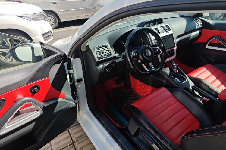 Used Volkswagen Scirocco 2015 1.4TSI Comfort Edition Driver Seat