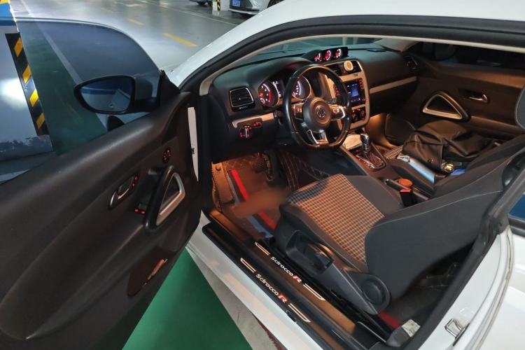 Used Volkswagen Scirocco 2015 1.4TSI Comfort Edition Driver Seat