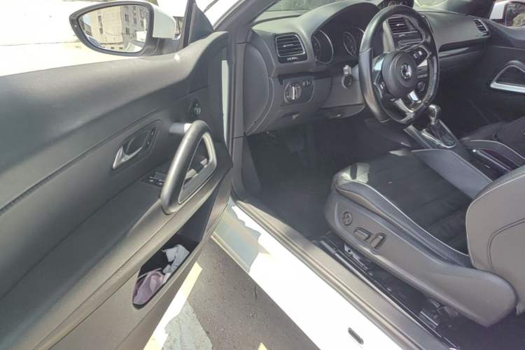Used Volkswagen Scirocco 2015 2.0 TSI Luxury Edition Driver Seat