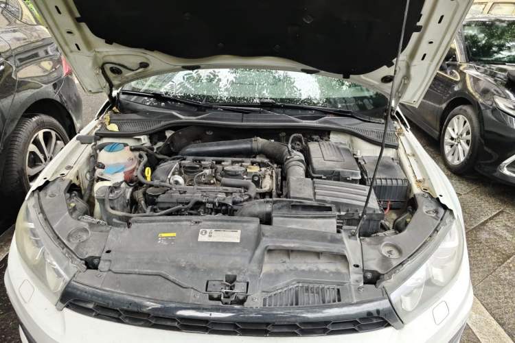 Used Volkswagen Scirocco 2015 2.0 TSI Luxury Edition Engine Bay