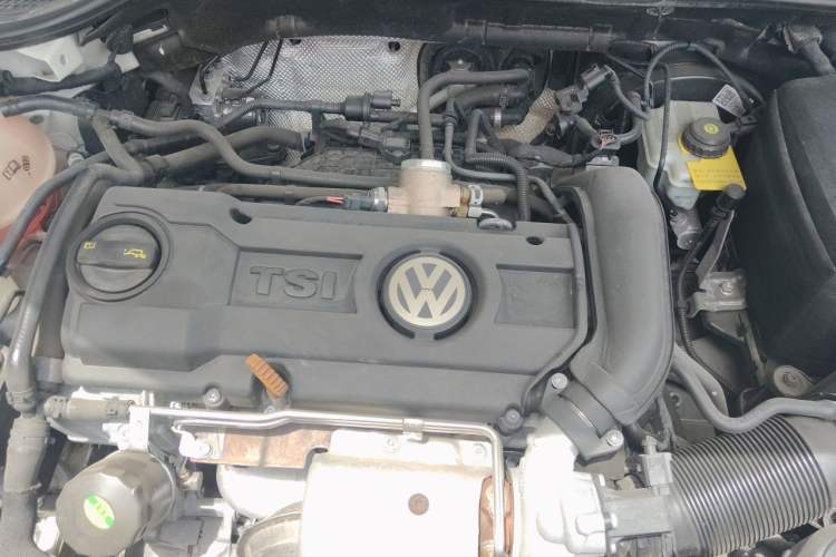 Used Volkswagen Scirocco 2015 1.4TSI Fashion Edition Engine Bay