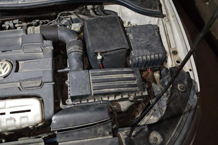 Used Volkswagen Scirocco 2015 1.4TSI Comfort Edition Engine Bay Left