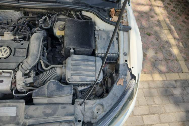 Used Volkswagen Scirocco 2015 1.4TSI Fashion Edition Engine Bay Left