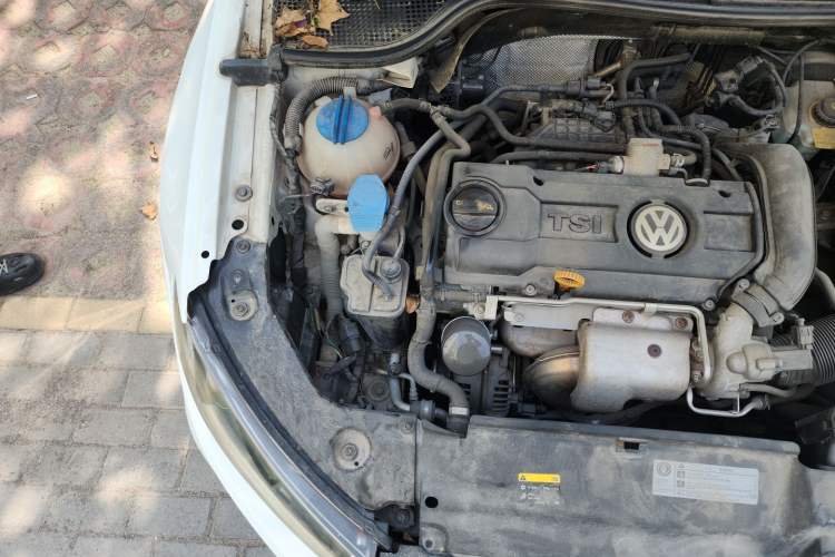 Used Volkswagen Scirocco 2015 1.4TSI Fashion Edition Engine Bay Right