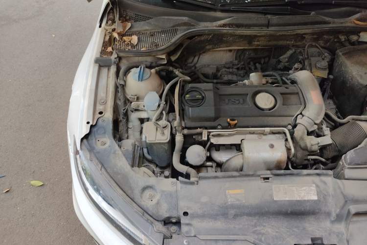 Used Volkswagen Scirocco 2015 1.4TSI Fashion Edition Engine Bay Right