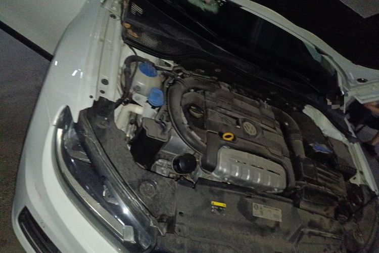 Used Volkswagen Scirocco 2015 1.4TSI Comfort Edition Engine Bay Right
