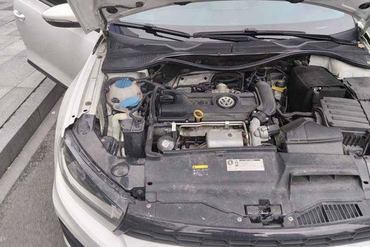 Used Volkswagen Scirocco 2015 1.4TSI Fashion Edition Engine Bay Right