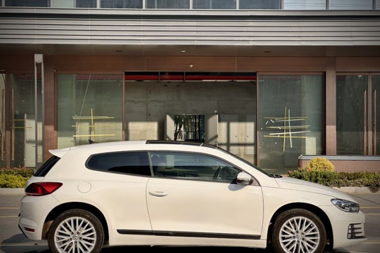 Used Volkswagen Scirocco 2015 2.0 TSI Luxury Edition Exterior 4