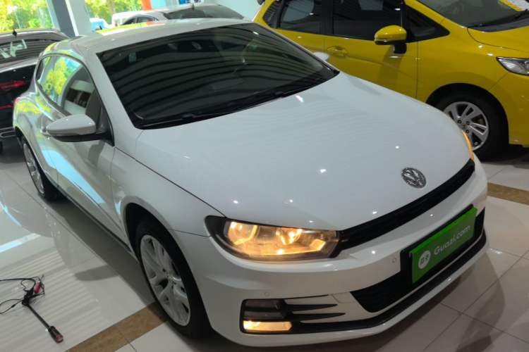 Used Volkswagen Scirocco 2015 1.4TSI Fashion Edition Front Right 45 Deg