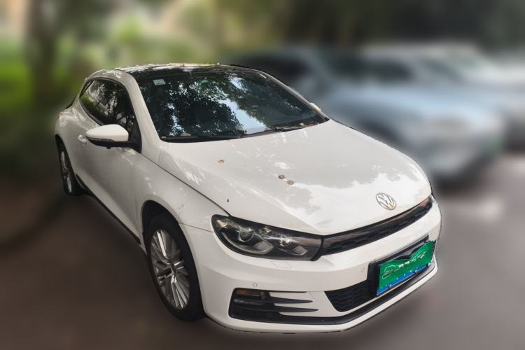 Used Volkswagen Scirocco 2015 2.0 TSI Luxury Edition Front Right 45 Deg
