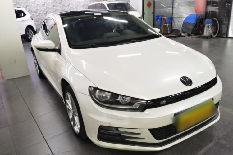 Used Volkswagen Scirocco 2015 1.4TSI Comfort Edition Front Right 45 Deg