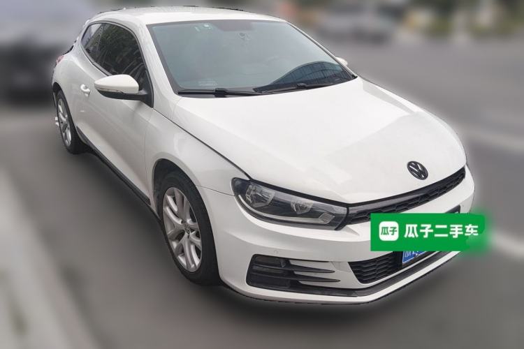 Used Volkswagen Scirocco 2015 1.4TSI Fashion Edition Front Right 45 Deg