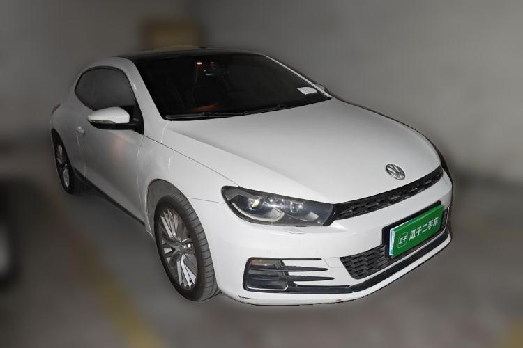 Used Volkswagen Scirocco 2015 2.0 TSI Luxury Edition Front Right 45 Deg