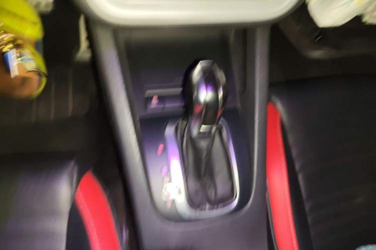 Used Volkswagen Scirocco 2015 1.4TSI Fashion Edition Gear Lever