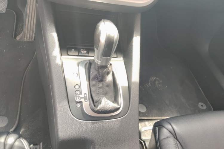 Used Volkswagen Scirocco 2015 1.4TSI Fashion Edition Gear Lever