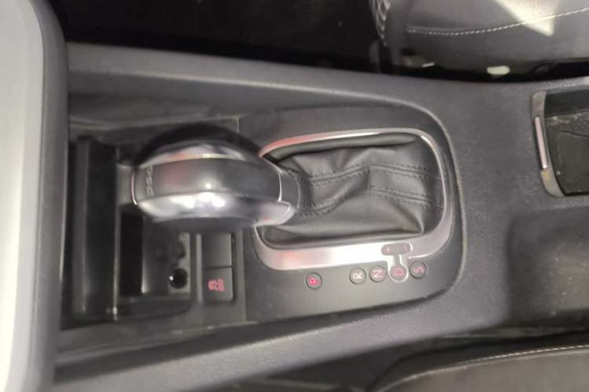 Used Volkswagen Scirocco 2015 1.4TSI Fashion Edition Gear Lever