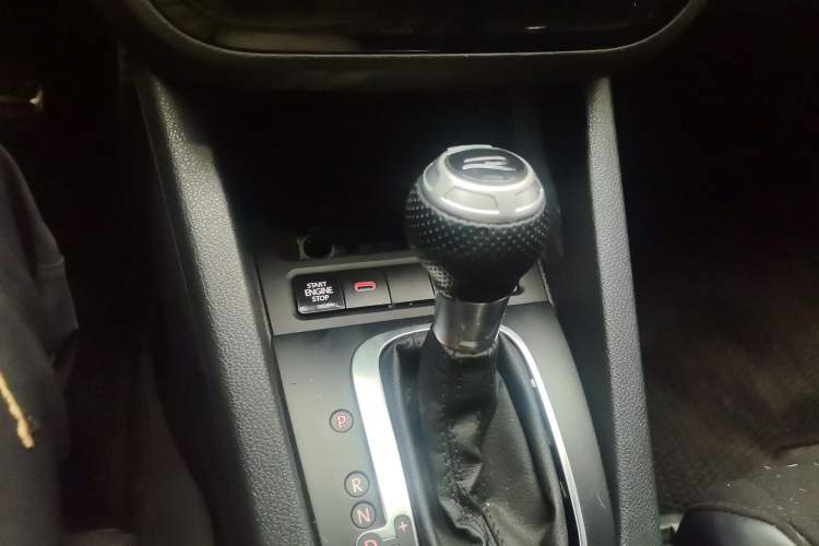 Used Volkswagen Scirocco 2015 1.4TSI Fashion Edition Gear Lever
