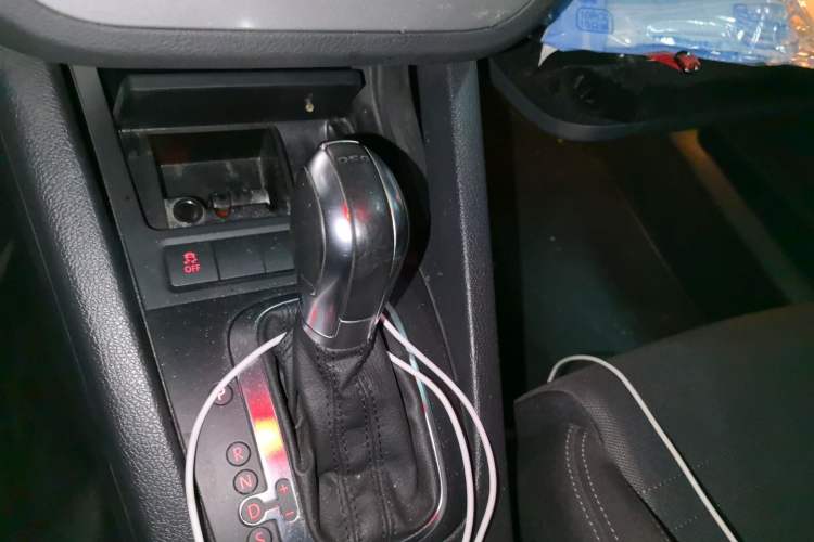 Used Volkswagen Scirocco 2015 1.4TSI Comfort Edition Gear Lever