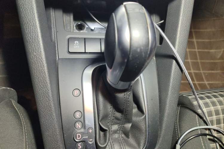 Used Volkswagen Scirocco 2015 1.4TSI Fashion Edition Gear Lever