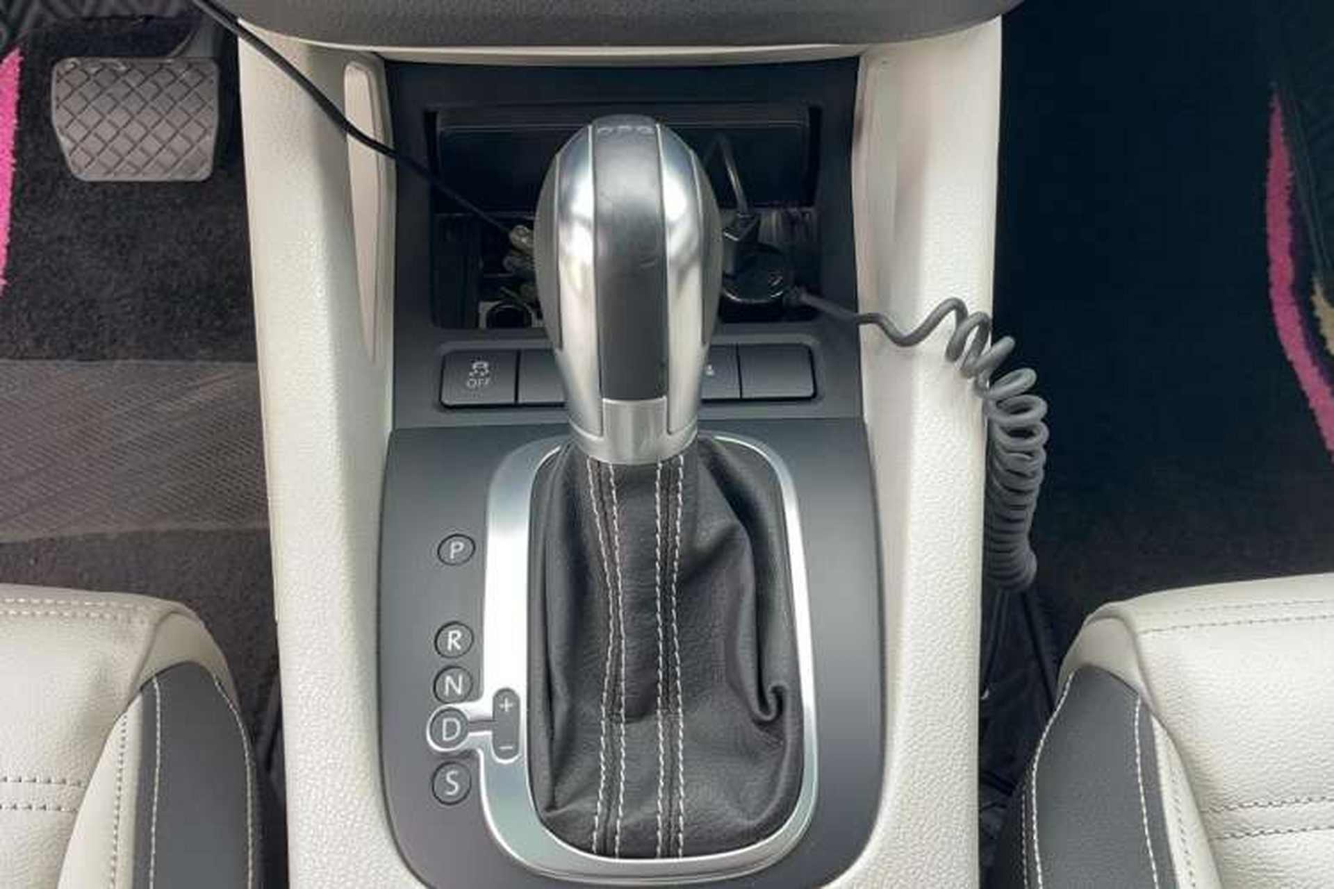 Used Volkswagen Scirocco 2015 2.0 TSI Luxury Edition Gear Lever