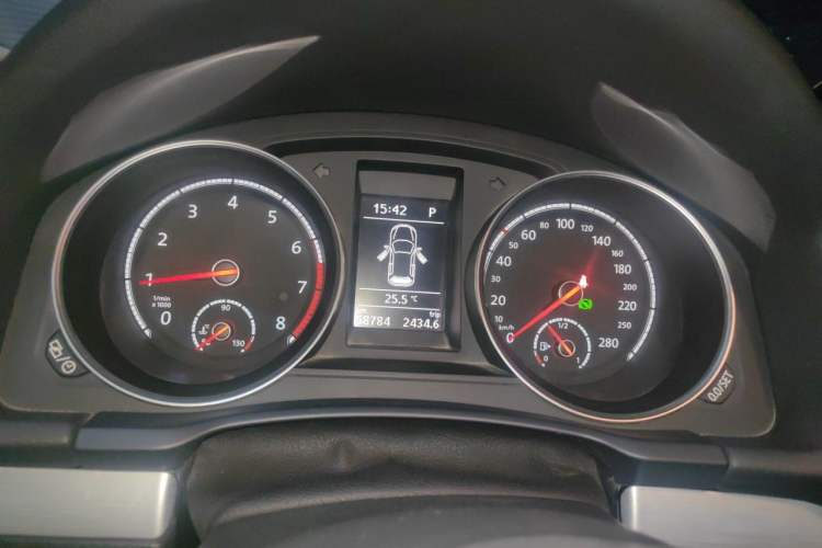 Used Volkswagen Scirocco 2015 1.4TSI Comfort Edition Instrument Cluster