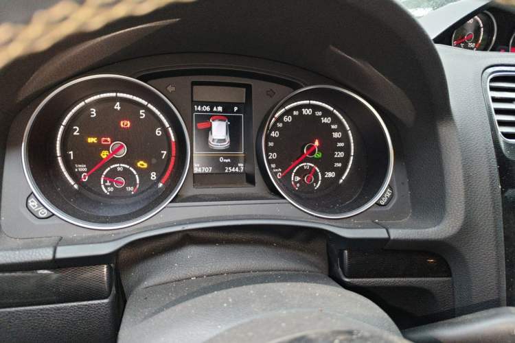 Used Volkswagen Scirocco 2015 2.0 TSI Luxury Edition Instrument Cluster
