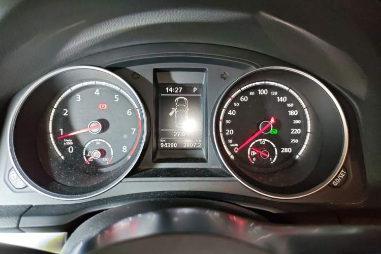 Used Volkswagen Scirocco 2015 1.4TSI Comfort Edition Instrument Cluster
