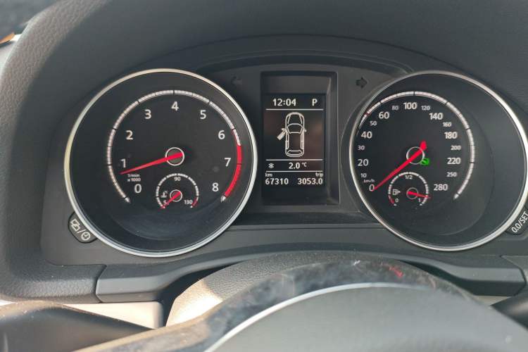 Used Volkswagen Scirocco 2015 1.4TSI Comfort Edition Instrument Cluster