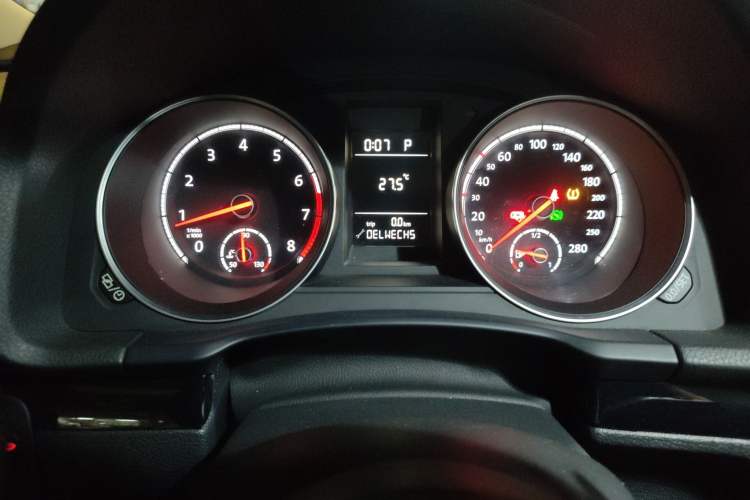 Used Volkswagen Scirocco 2015 1.4TSI Fashion Edition Instrument Cluster