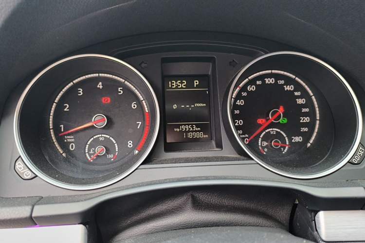 Used Volkswagen Scirocco 2015 1.4TSI Fashion Edition Instrument Cluster