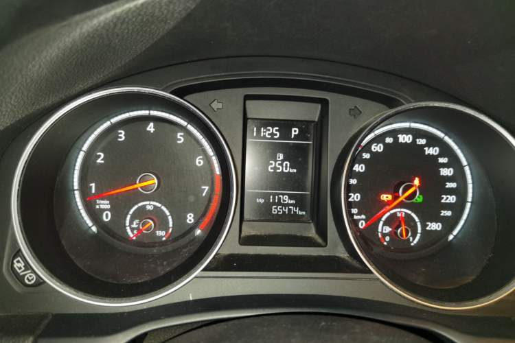 Used Volkswagen Scirocco 2015 1.4TSI Fashion Edition Instrument Cluster