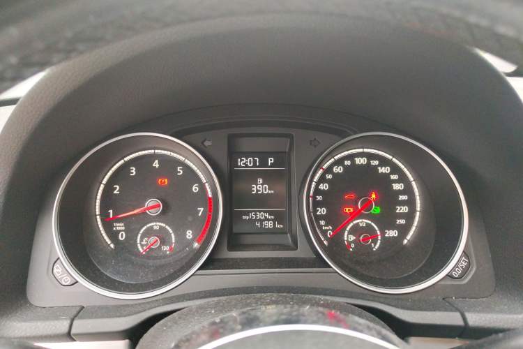 Used Volkswagen Scirocco 2015 1.4TSI Fashion Edition Instrument Cluster