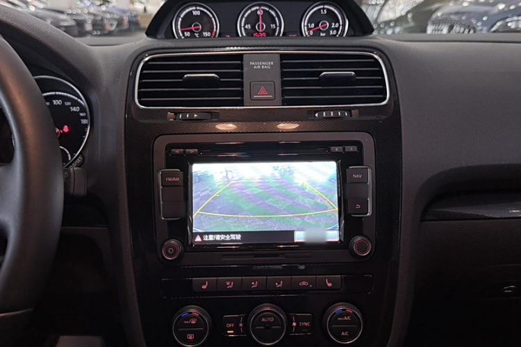 Used Volkswagen Scirocco 2015 2.0 TSI Luxury Edition Interior 1