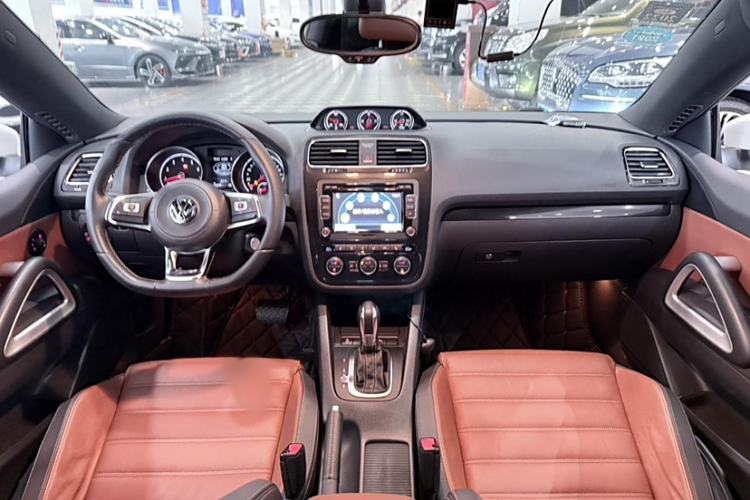 Used Volkswagen Scirocco 2015 2.0 TSI Luxury Edition Interior 11