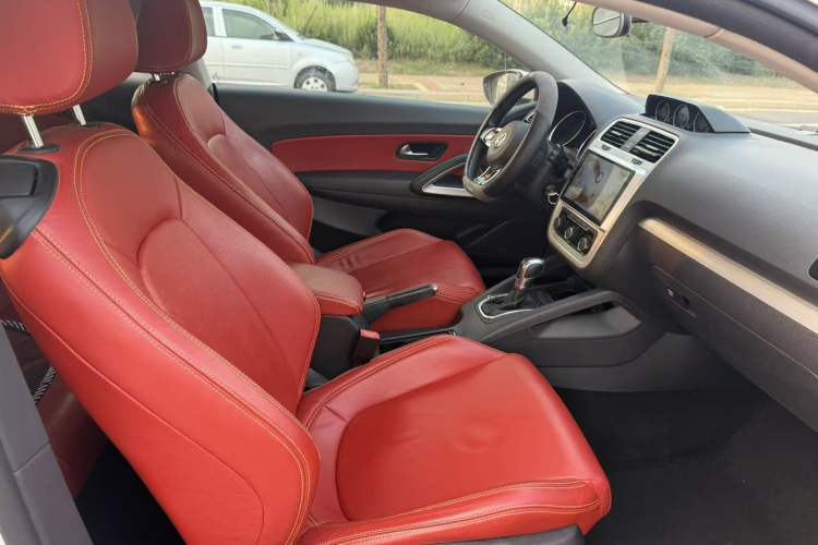 Used Volkswagen Scirocco 2015 1.4TSI Fashion Edition Interior 3