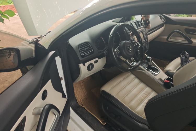 Used Volkswagen Scirocco 2015 2.0 TSI Luxury Edition Interior 3