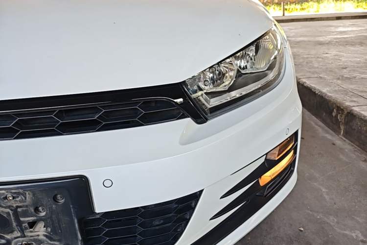 Used Volkswagen Scirocco 2015 1.4TSI Fashion Edition Left Front Headlight