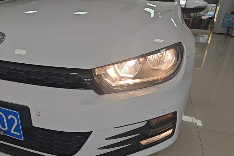 Used Volkswagen Scirocco 2015 1.4TSI Comfort Edition Left Front Headlight