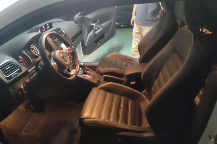Used Volkswagen Scirocco 2015 2.0 TSI Luxury Edition Left Front Seat