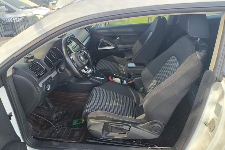 Used Volkswagen Scirocco 2015 1.4TSI Comfort Edition Left Front Seat